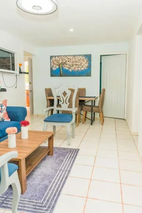 Casa Acogedora De 3 Habitaciones Samana Holiday home